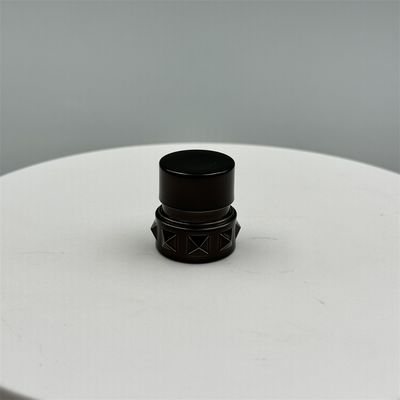 खरीदें ABS Plastic Screw Cap Perfume Bottle Cap with Silk Screen Printing for Luxury Cosmetics online manufacture