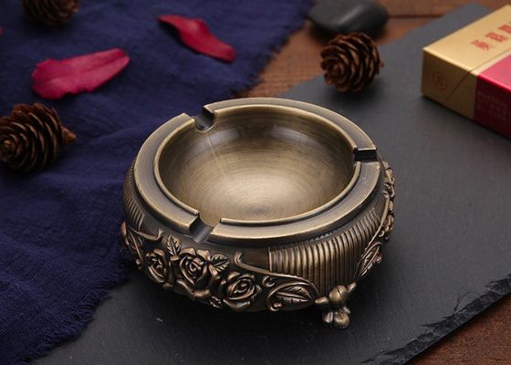 खरीदें उपहार L149.5 मिमी धूम्रपान सजावटी जस्ता मिश्र धातु ऐशट्रे online manufacture