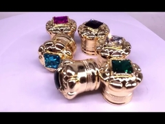 कैप्स दिखा रहा है